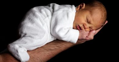 Colicile La Bebeluși – Când Apar, Durata Și Cum Liniștim Bebelușul – Remedii